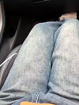 shaoshao-7758 online show from November 5, 2025, 3:50 am