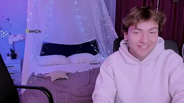 travis wolf  online show from March 12, 2026, 9:59 am