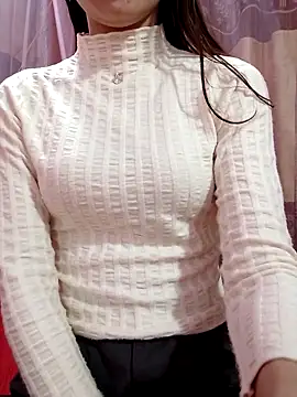 Snapshot of CherryBeii chatting on December 16, 2025, 11:15 am CherryBeii online show from December 16, 2025, 11:15 am