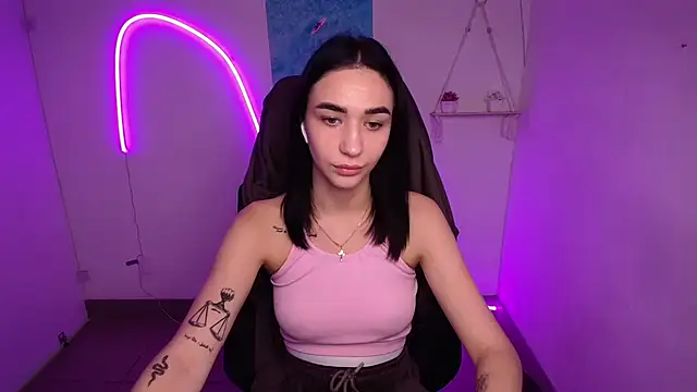 Bella Night4 online show from November 6, 2025, 6:47 am