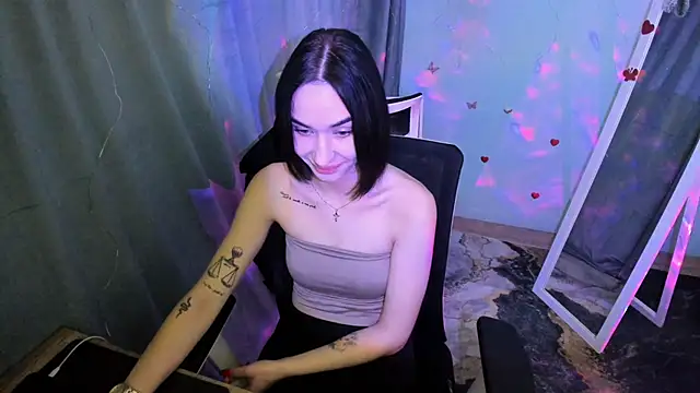 Bella Night4 online show from December 1, 2025, 8:08 am