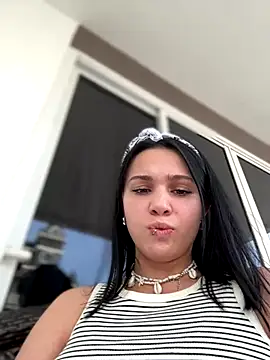 Snapshot of VendiMur chatting on November 23, 2025, 2:00 am VendiMur online show from November 23, 2025, 2:00 am