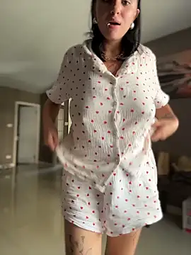 Snapshot of VendiMur chatting on December 14, 2025, 2:06 am VendiMur online show from December 14, 2025, 2:06 am