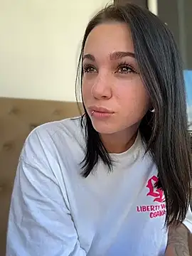 Snapshot of VendiMur chatting on December 15, 2025, 2:05 am VendiMur online show from December 15, 2025, 2:05 am