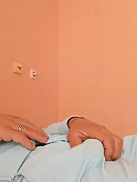 Gunai78 online show from April 15, 2026, 8:32 am