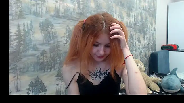   Elina   online show from November 28, 2025, 2:58 am