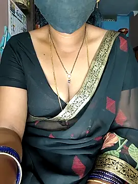 Snapshot of SindhuHappy chatting on May 13, 2026, 11:33 pm SindhuHappy online show from May 13, 2026, 11:33 pm
