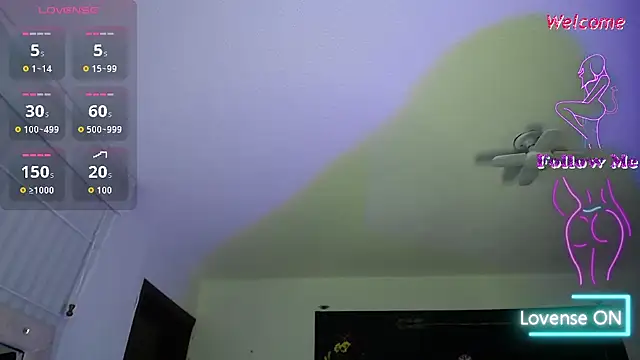 Snapshot of _Charlotte_Collins_ chatting on September 27, 2025, 3:28 pm Charlotte Collins online show from September 27, 2025, 3:28 pm