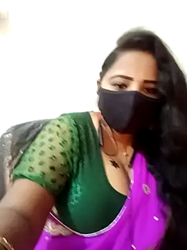 Snapshot of tamil_Vennila chatting on December 3, 2025, 7:27 am tamil Vennila online show from December 3, 2025, 7:27 am