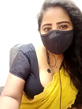 Snapshot of tamil_Vennila chatting on December 15, 2025, 7:18 pm tamil Vennila online show from December 15, 2025, 7:18 pm