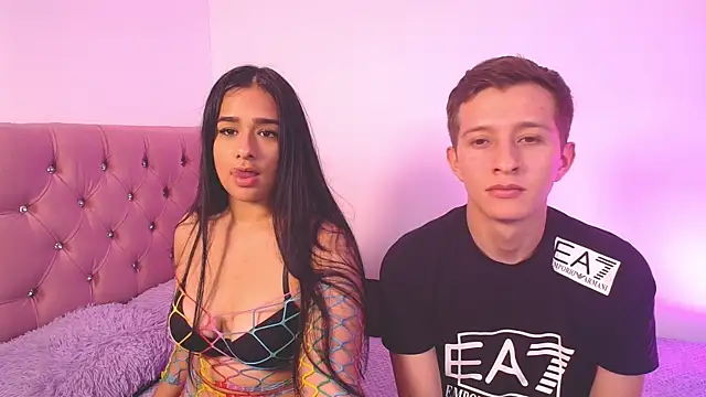 mae nathan  online show from September 13, 2025, 4:01 am