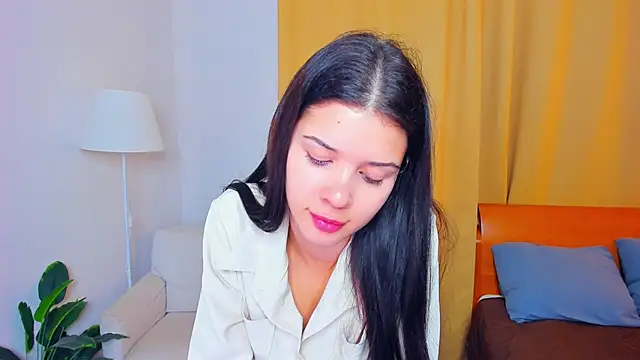 JoCauterucci online show from October 25, 2025, 6:43 am