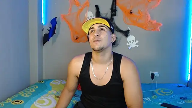 Snapshot of massimo_vidal_ chatting on October 26, 2025, 5:24 am massimo vidal  online show from October 26, 2025, 5:24 am