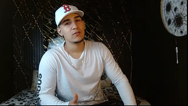 massimo vidal  online show from February 1, 2026, 11:42 am