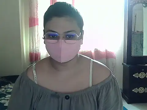 Snapshot of Elena_cruz5 chatting on September 27, 2025, 2:05 am Elena cruz5 online show from September 27, 2025, 2:05 am