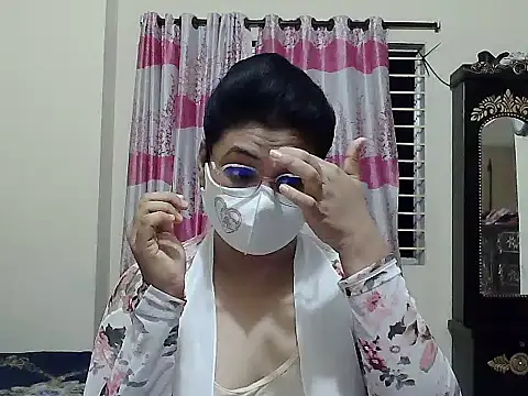 Snapshot of Elena_cruz5 chatting on September 28, 2025, 2:22 pm Elena cruz5 online show from September 28, 2025, 2:22 pm