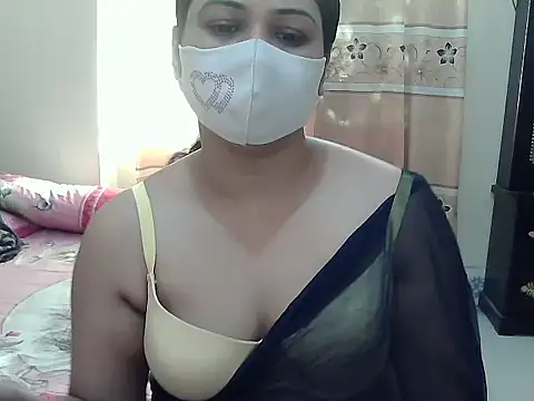 Snapshot of Elena_cruz5 chatting on November 16, 2025, 3:01 am Elena cruz5 online show from November 16, 2025, 3:01 am