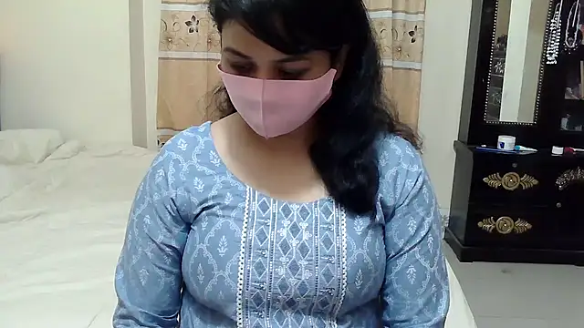 Snapshot of Elena_cruz5 chatting on November 20, 2025, 5:12 pm Elena cruz5 online show from November 20, 2025, 5:12 pm