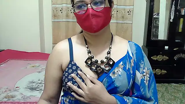 Snapshot of Elena_cruz5 chatting on December 14, 2025, 9:52 pm Elena cruz5 online show from December 14, 2025, 9:52 pm