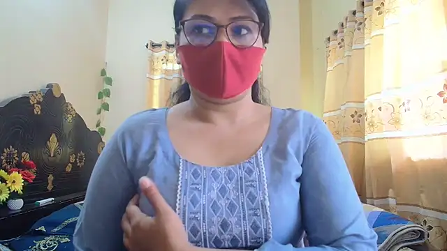 Elena cruz5 online show from April 3, 2026, 5:38 am