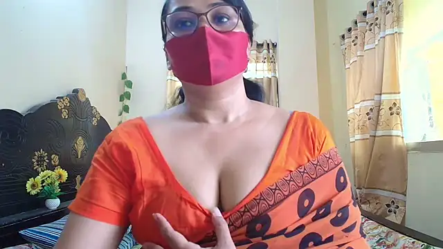 Elena cruz5 online show from May 13, 2026, 3:48 am