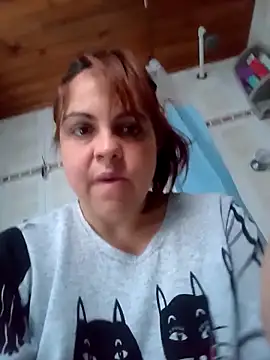 CARITOMIO online show from December 17, 2025, 3:18 pm