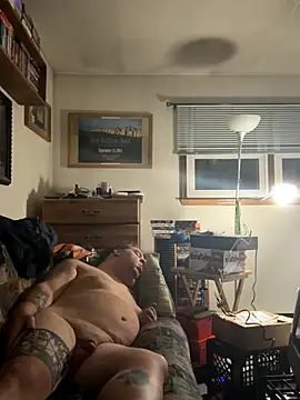 Stephanie1984 online show from November 12, 2025, 5:08 am