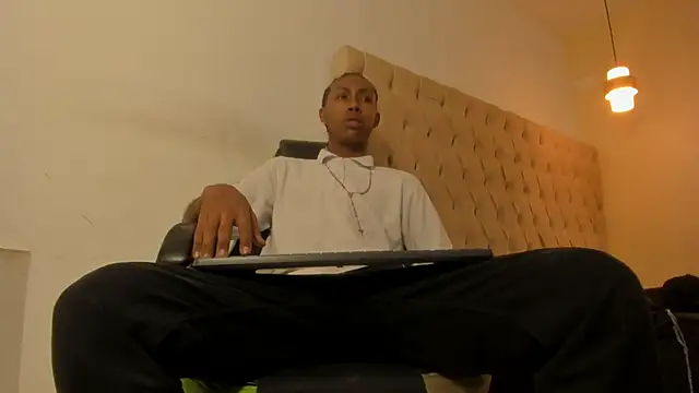 Jax Maliq online show from November 8, 2025, 2:23 am