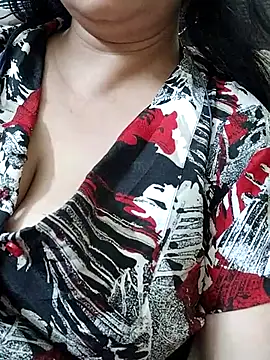 Janvi -Love online show from September 15, 2025, 6:13 am