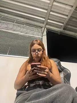 RedVelvet Dream online show from September 21, 2025, 1:40 am