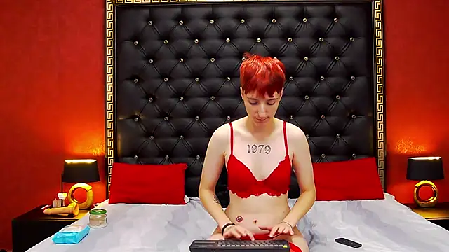 Snapshot of Luna_Devil_ chatting on November 20, 2025, 6:51 pm Luna Devil online show from November 20, 2025, 6:51 pm