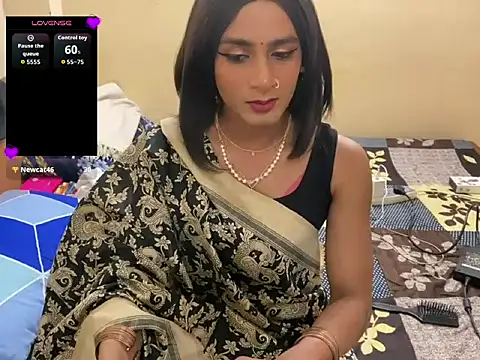 LuvLayla online show from April 16, 2026, 8:31 pm