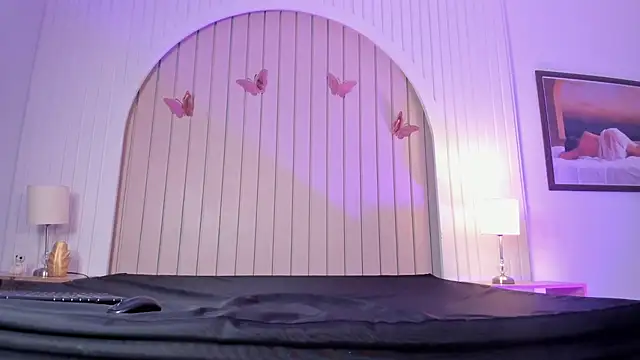 ALICESANDOVAL online show from October 26, 2025, 11:38 am