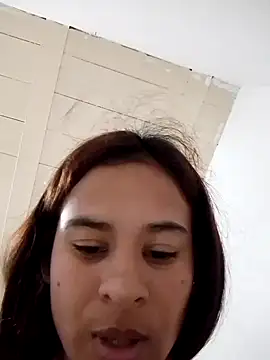 Snapshot of dali0420 chatting on October 11, 2025, 11:09 am dali0420 online show from October 11, 2025, 11:09 am