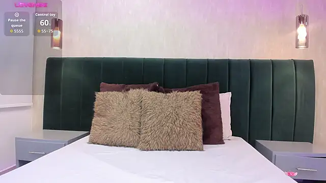 annie clarkson online show from October 23, 2025, 6:06 pm