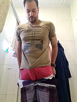 dancaEstrip online show from September 28, 2025, 7:52 pm