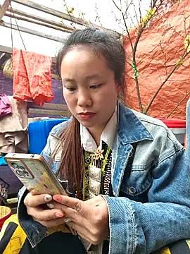 liu-liusexy online show from February 17, 2026, 3:36 am