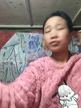 liu-liusexy online show from March 7, 2026, 12:46 pm