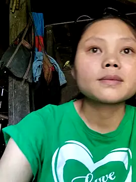 omiu-baby online show from April 10, 2026, 2:39 am