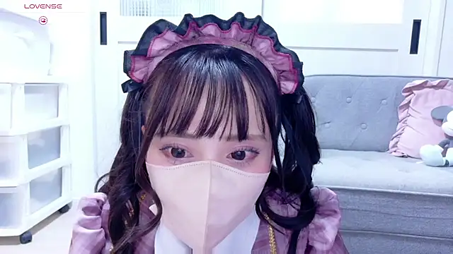 YURi luv online show from October 27, 2025, 12:53 pm