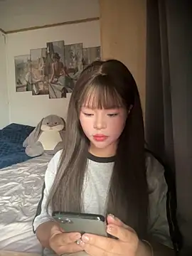 SarahBeii online show from October 28, 2025, 3:10 am