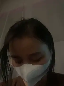 Snapshot of Zinsetka chatting on October 23, 2025, 6:23 am Zinsetka online show from October 23, 2025, 6:23 am