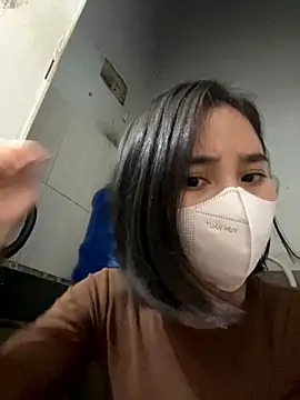 Snapshot of Zinsetka chatting on January 6, 2026, 2:32 pm Zinsetka online show from January 6, 2026, 2:32 pm