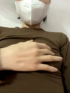 Snapshot of Zinsetka chatting on January 7, 2026, 3:31 am Zinsetka online show from January 7, 2026, 3:31 am