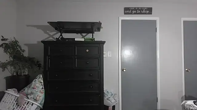 Snapshot of conradical18 chatting on December 16, 2025, 7:24 am conradical18 online show from December 16, 2025, 7:24 am