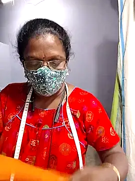 umashreetamil online show from November 18, 2025, 8:30 am