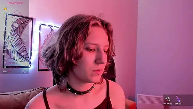 Hailey Foxy online show from October 28, 2025, 9:24 am