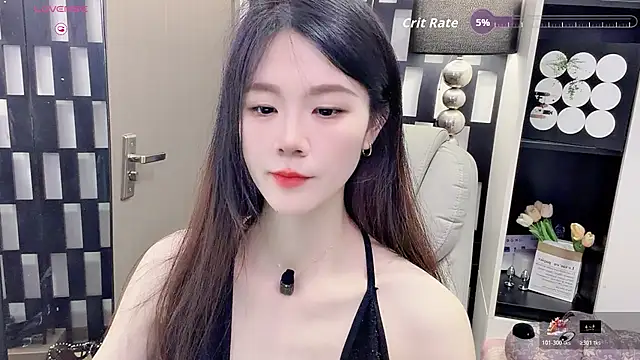 Snapshot of Yueyue-MM chatting on May 23, 2026, 2:39 am Yueyue-MM online show from May 23, 2026, 2:39 am