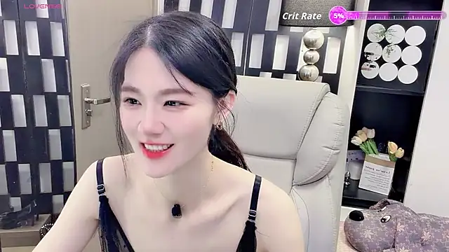 Snapshot of Yueyue-MM chatting on May 26, 2026, 12:28 am Yueyue-MM online show from May 26, 2026, 12:28 am