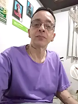 Snapshot of dinho_carioca chatting on September 28, 2025, 2:39 am dinho carioca online show from September 28, 2025, 2:39 am